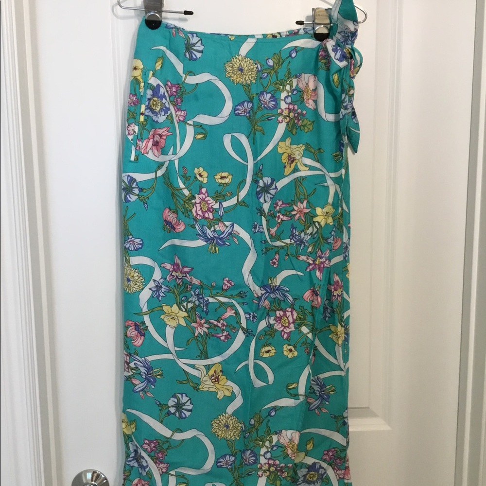 Liz wear wrap around tropical skirt